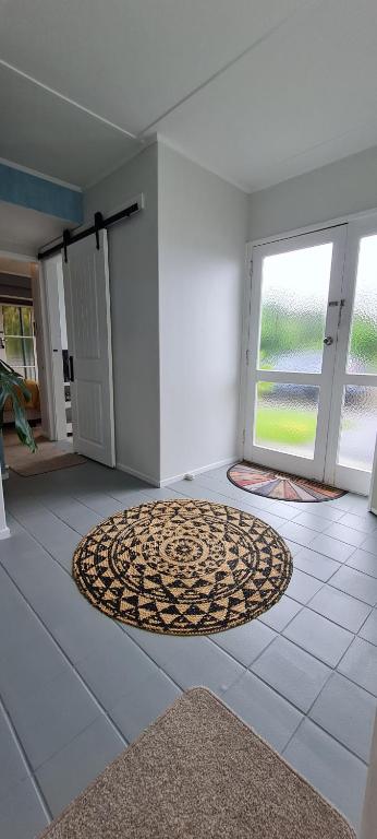 Sunshine Summit - Close to hospital, CBD, Beach - Resim 12