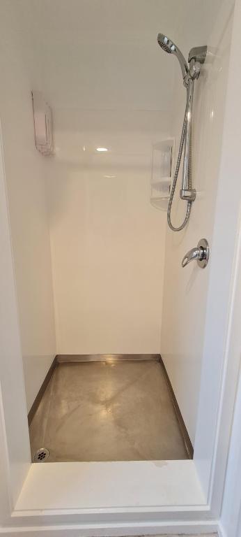 Sunshine Summit - Close to hospital, CBD, Beach - Resim 3