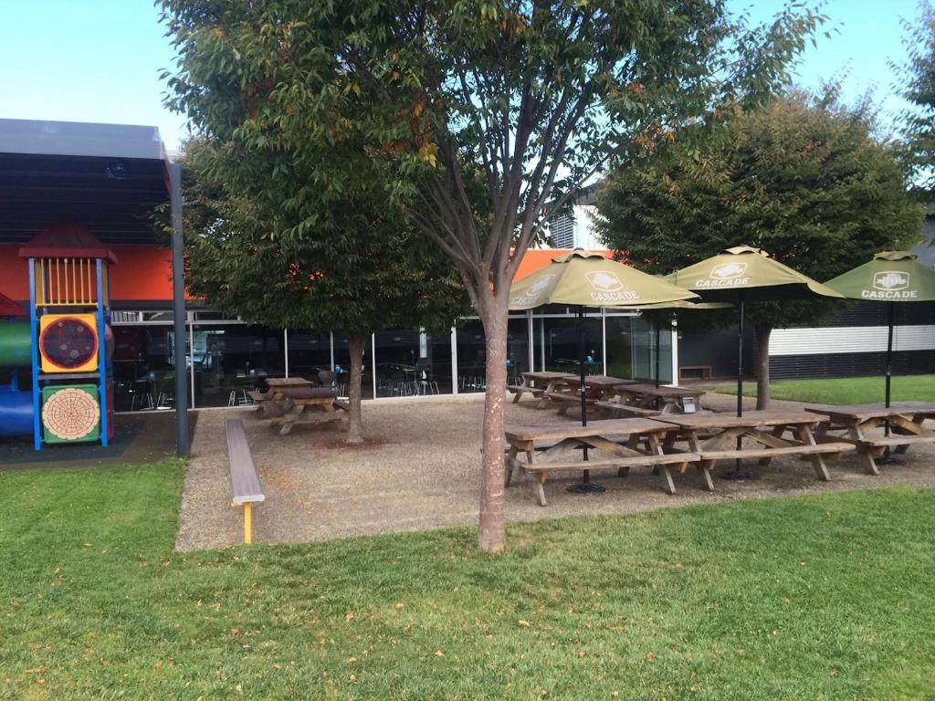 Foreshore Hotel photo