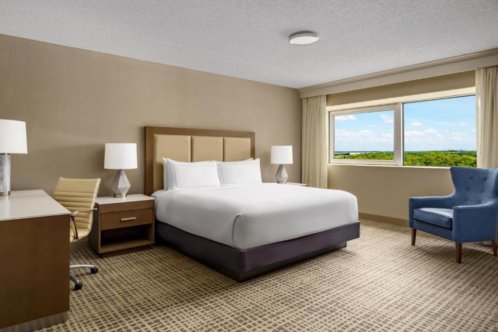 DoubleTree by Hilton Orlando Airport Hotel - 