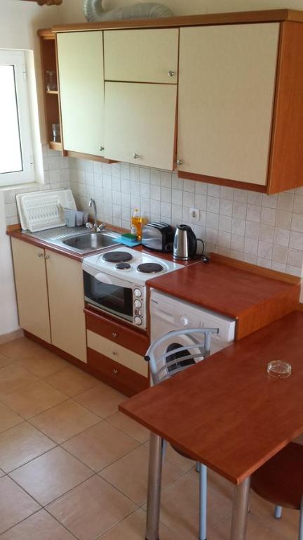 A kitchen or kitchenette at Villa Filia std