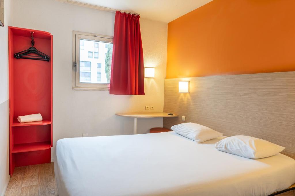 Premiere Classe Bordeaux Nord - Lac - Resim 25