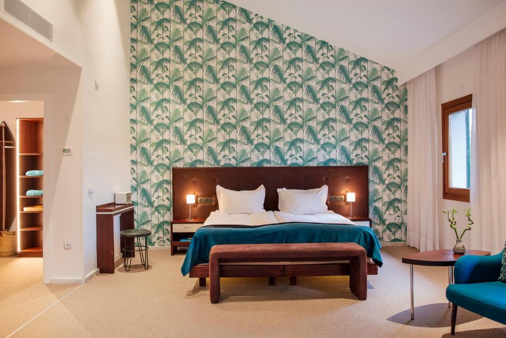 Hotel Esplendido - Tuin Familiesuite