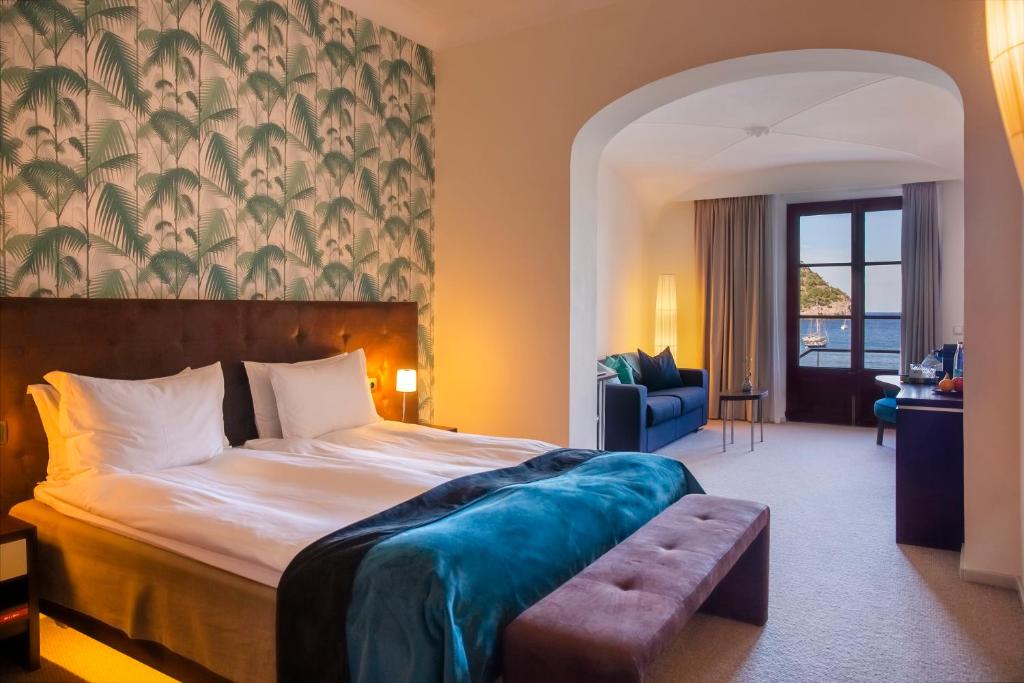 Hotel Esplendido - Groot Terras Met Zeezicht