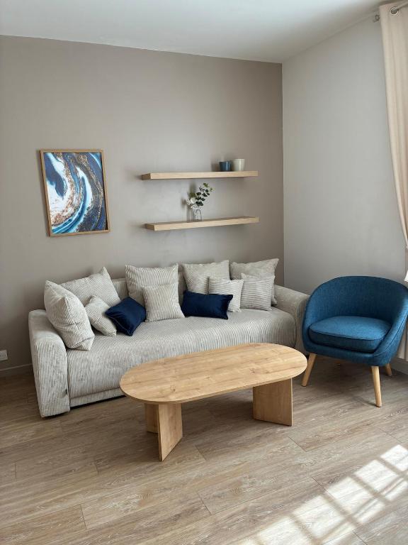 Χώρος καθιστικού στο Saint-Fons centre appartement meublé