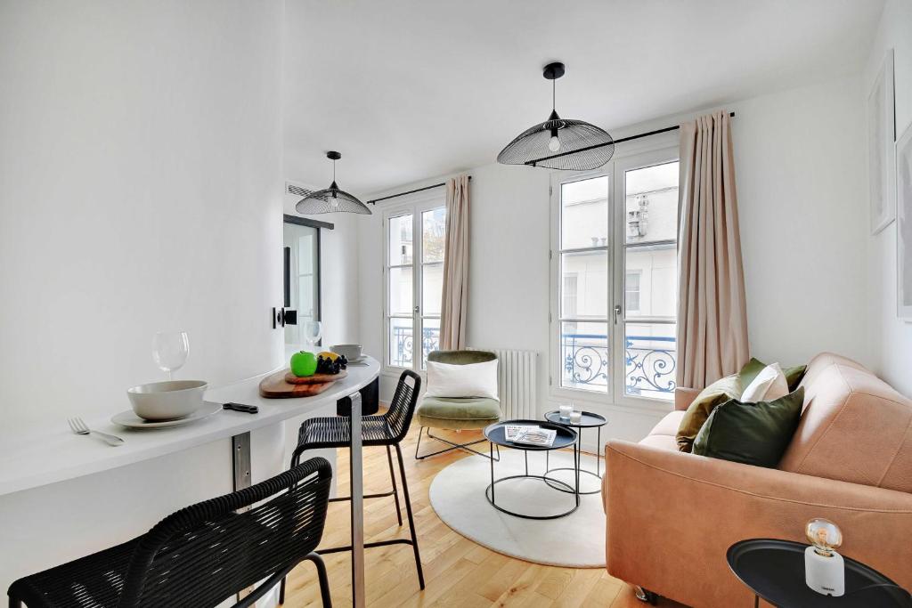 Modern Studio - 4P-1B - Gare de Lyon Bastille