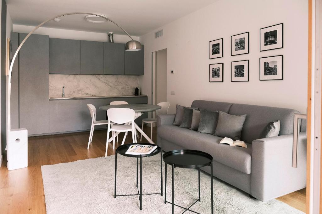 ComeCasa modern Terraced & Palestra Apartment