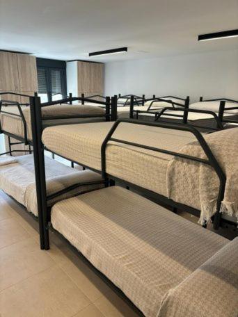 Albergue El Muro - Litera En Habitación Compartida Mixta