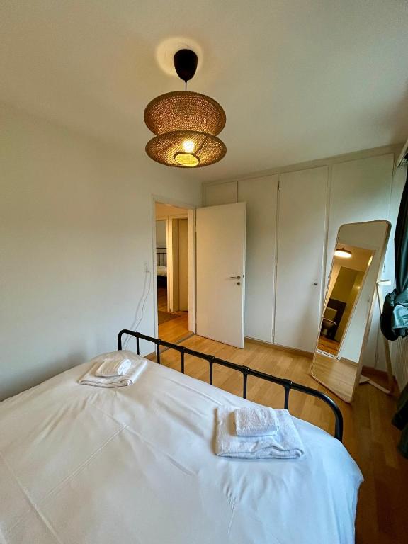 Chic Comfort in a Prime Zurich Location - Resim 11