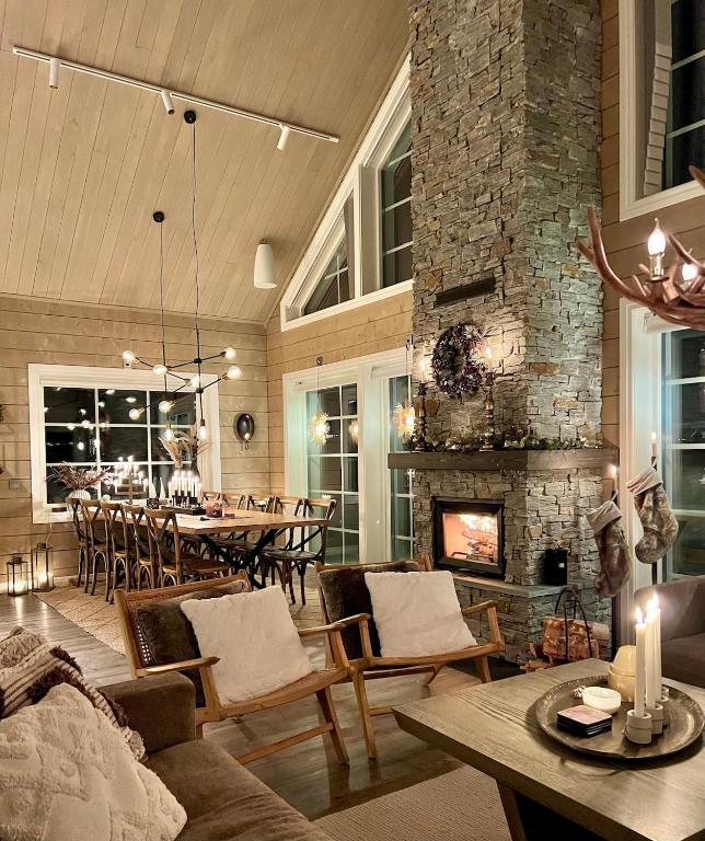 Large lovely mountain house in Vemdalsskalet