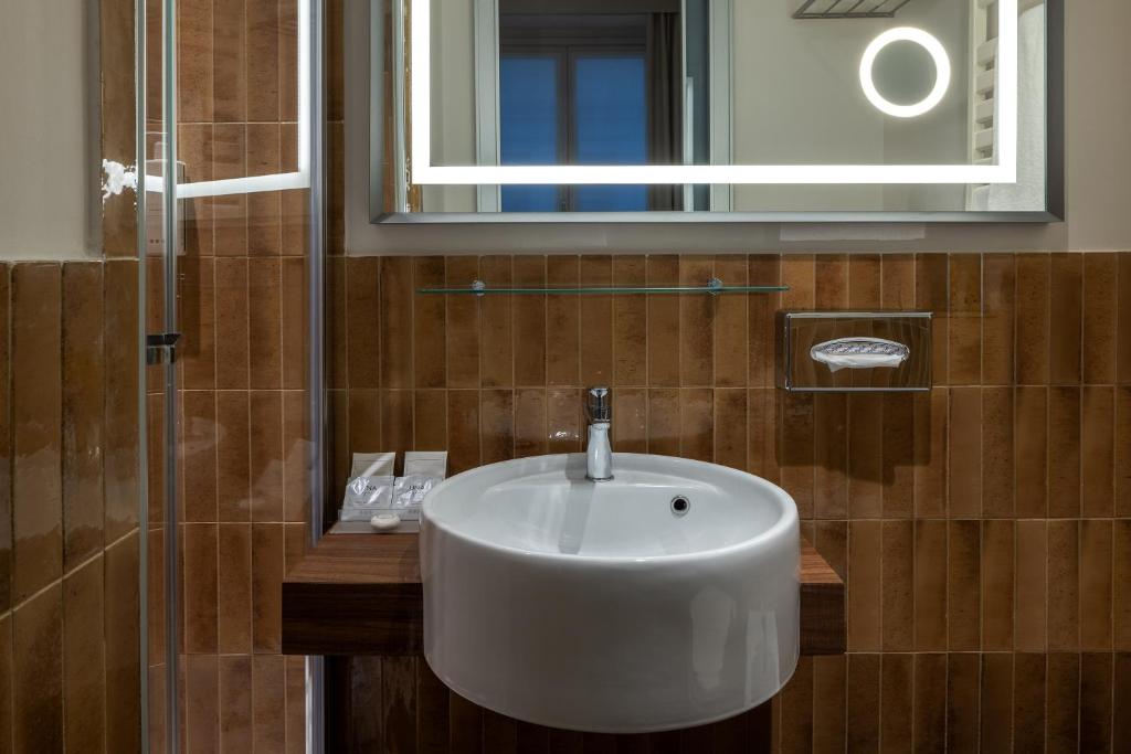 Maison Roma Piazza di Spagna UNA Esperienze - Resim 43