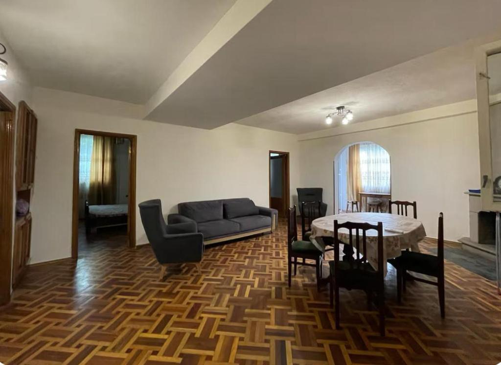 Χώρος καθιστικού στο New Enjoy The Hostel