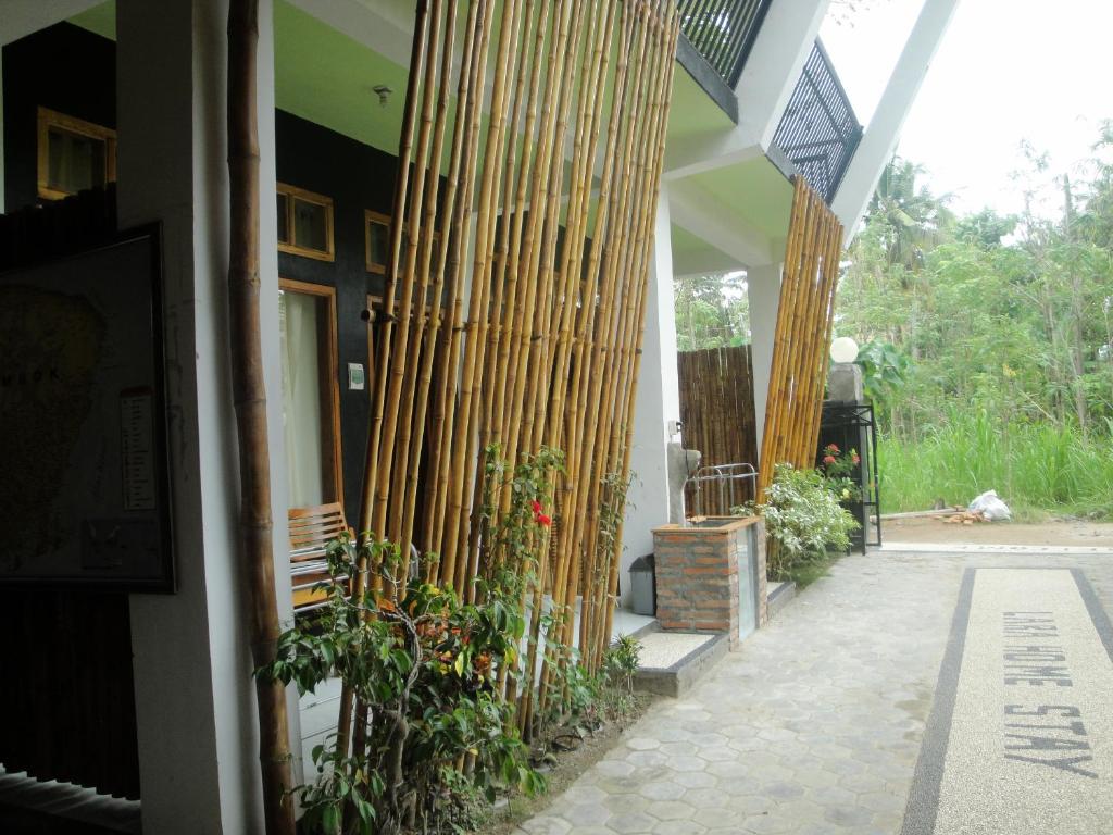 Zahrada ubytování Lara Homestay