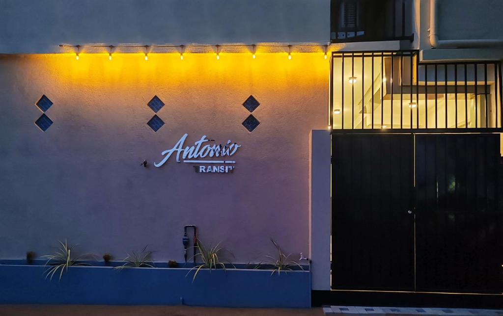 ANTONIO TRANSIT KATUNAYAKE - 4