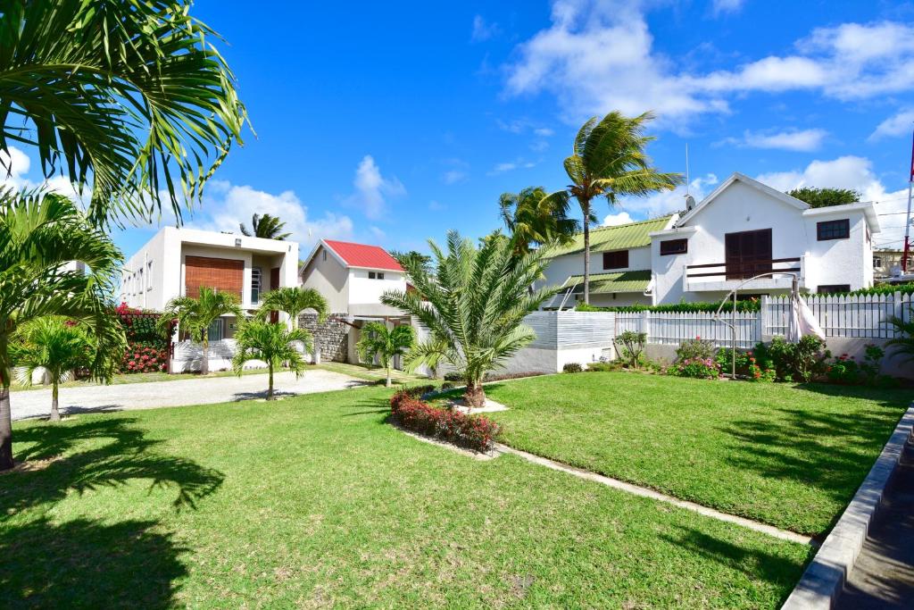 Zahrada ubytování Turquoise Bay Beach Apartments Trou d'Eau Douce