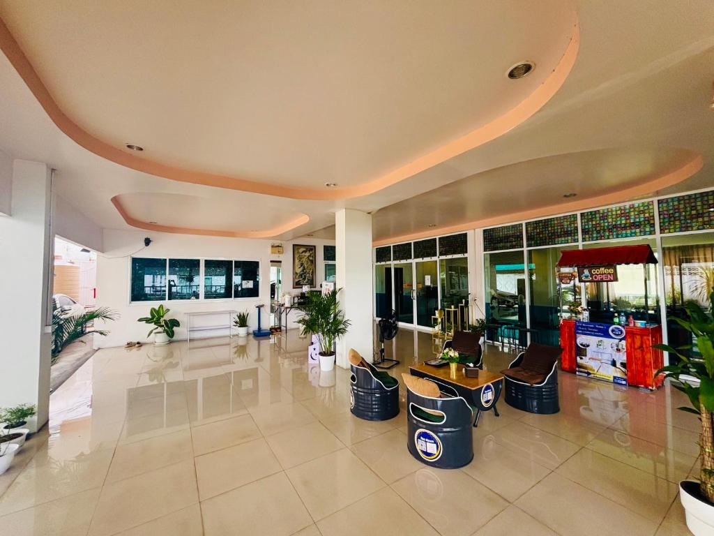 Ree- Riverside hotel - Resim 4