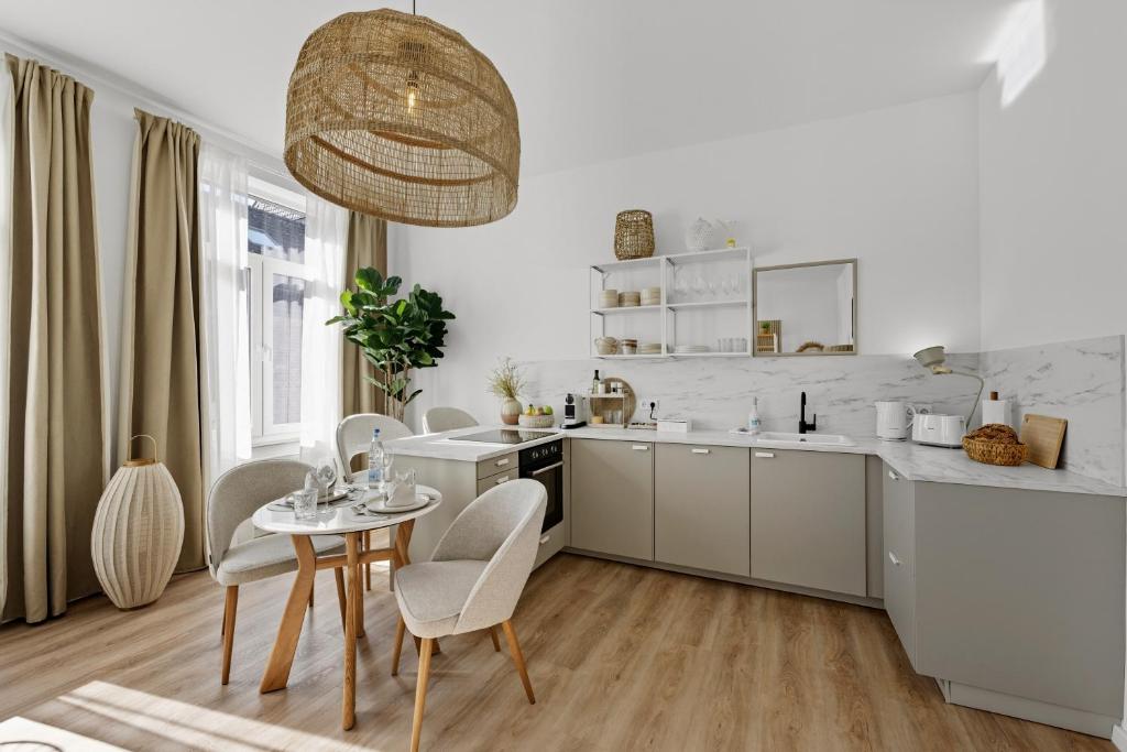 Park Avenue Apartments - Dom mit Stil - Küche - Parkplatz - WLAN - 65 Zoll TV - NETFLIX - One-Bedroom Premium Apartment
