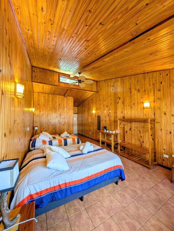Miztli Lodge & Adventure - Familienzimmer Mit Bergblick