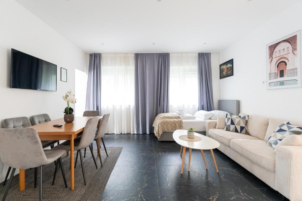 Ruang duduk di Near Vienna - 60m2 - 6 Guests - Self Check-in - Parking