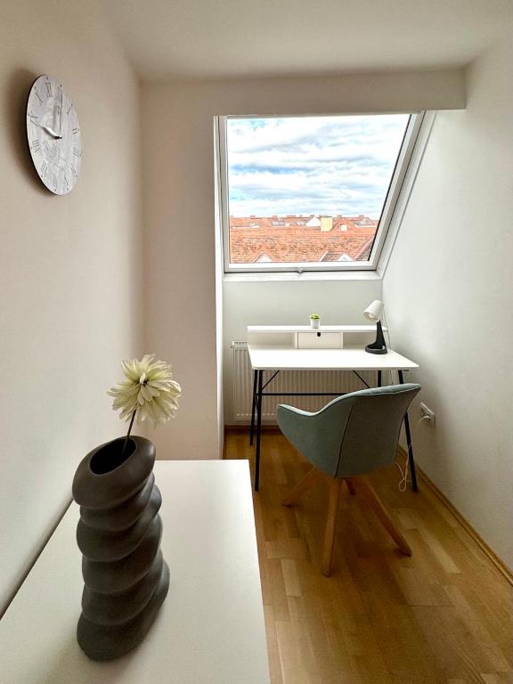 Carillon by BestChoice - Old City - Self Check-in with PARKING option - 10