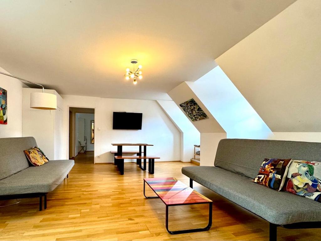 Carillon by BestChoice - Old City - Self Check-in with PARKING option - 6