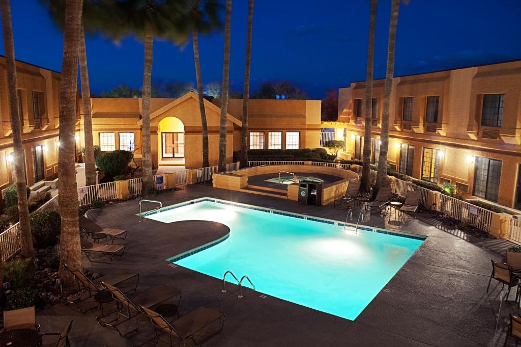 Best Western Green Valley Inn photo