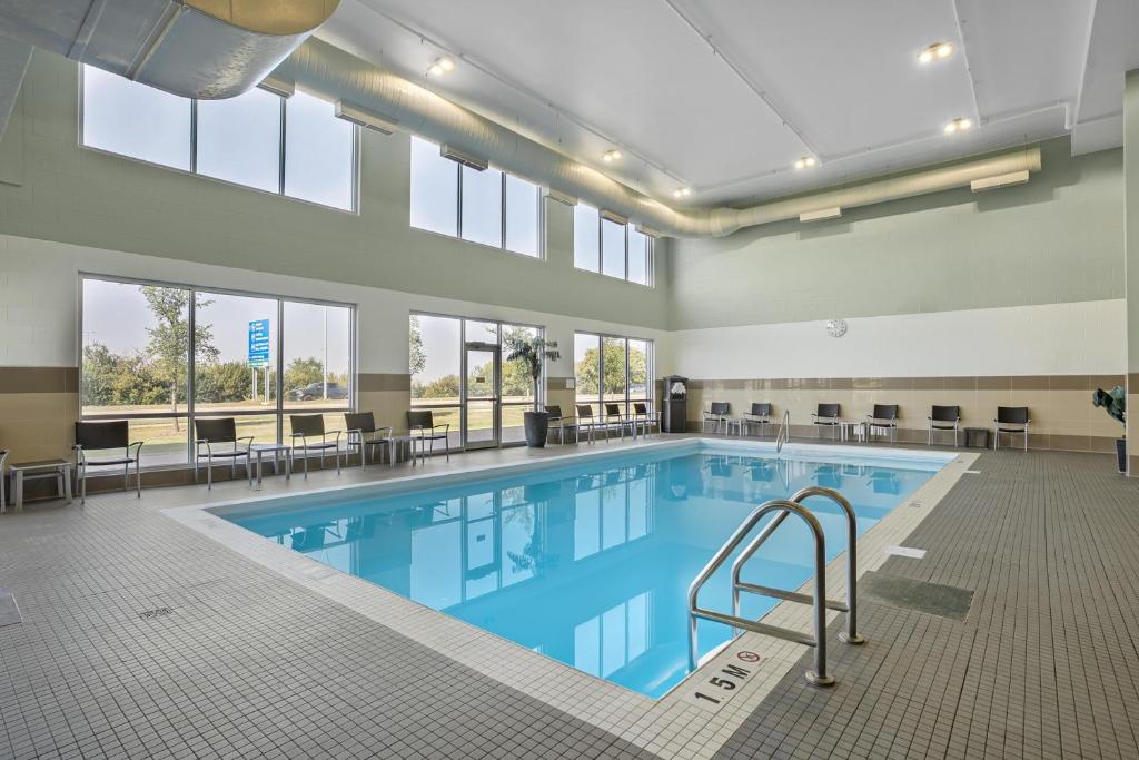 Best Western Plus Airport Inn & Suites - Resim 3