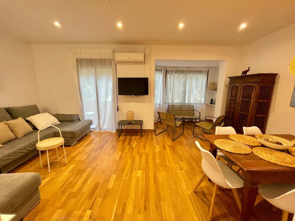 Practical, 3 double bedrooms, 7' Sagrada Familia