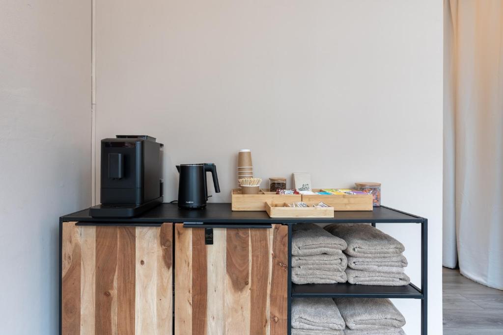 MUE Cubes - Capsule Hotel - Resim 15