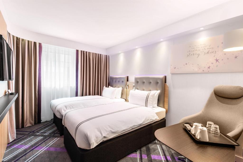 Premier Inn Hamburg City Hammerbrook - Resim 2
