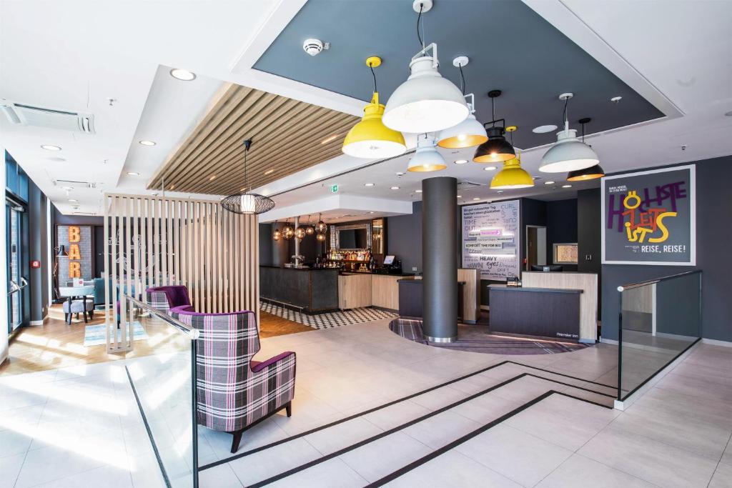 Premier Inn Hamburg City Hammerbrook - Resim 4