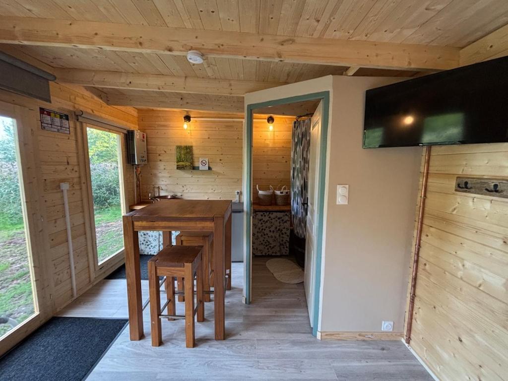 Kuchyň nebo kuchyňský kout v ubytování Cabane du domaine du morbues