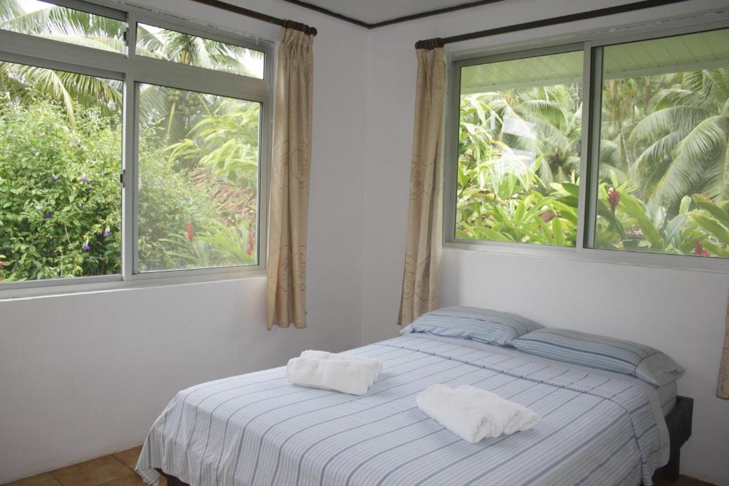 HUAHINE - Villa Toru Maroe Bay 7 pers - photo 2 - Huahine, Polynésie