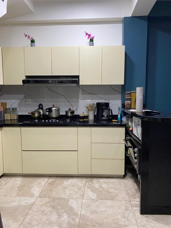 Η κουζίνα ή μικρή κουζίνα στο Ortiz House