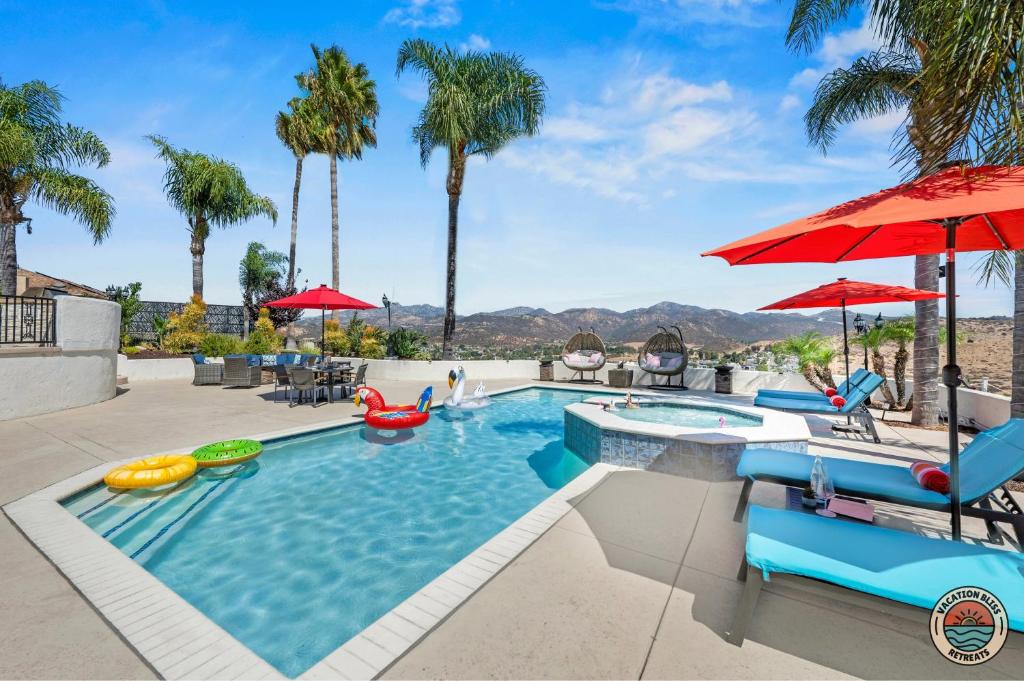 Bazén v ubytování Poway Panorama Peak nebo v jeho okolí