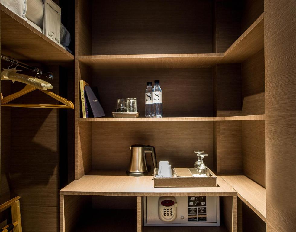 Hôtel Aiglon - Resim 4