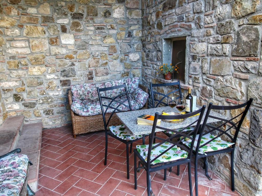 Posezení v ubytování Farmhouse in Tuscany near Albola Castle
