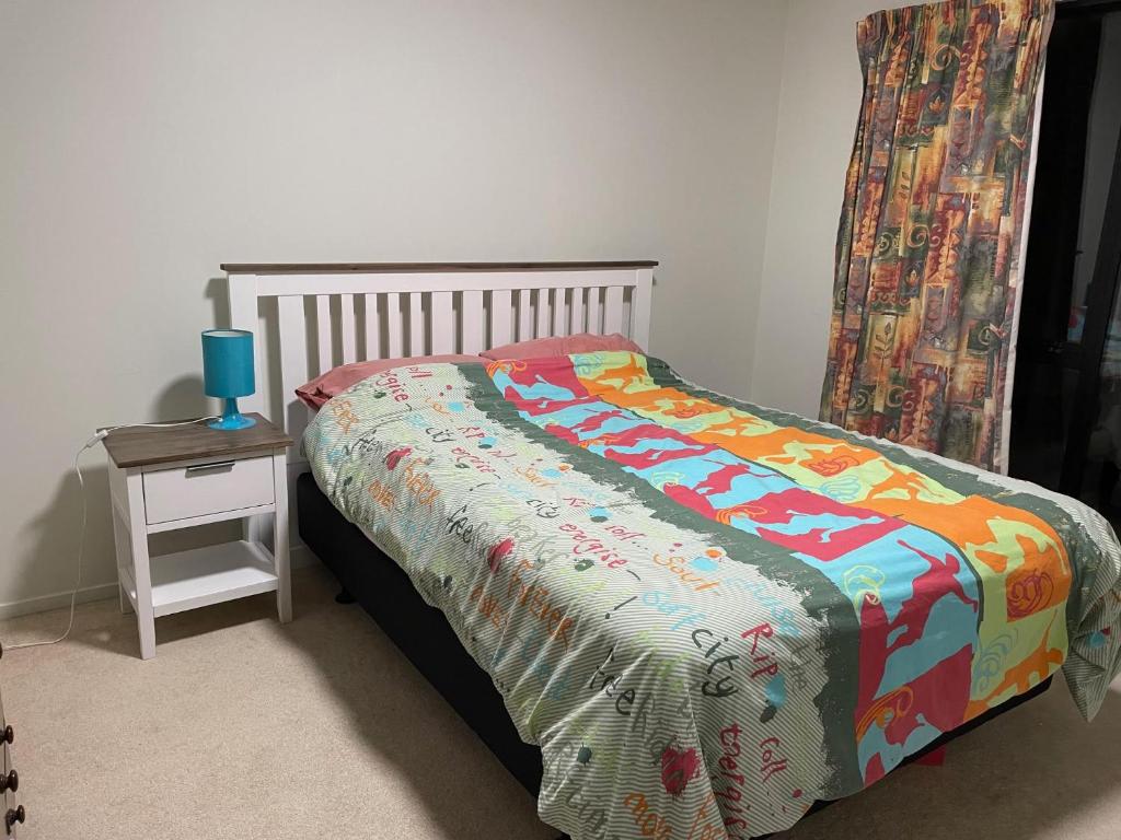 Rooms in an Epsom House - Resim 8