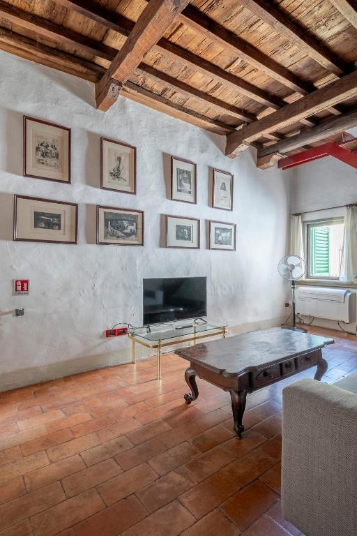 Two-room apartment in Ponte Vecchio