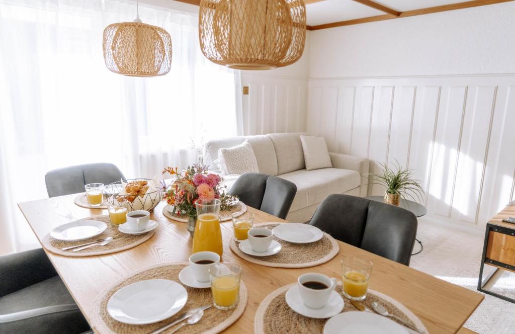 Χώρος καθιστικού στο Haus Wiesengrund mit 2 separaten Wohnungen