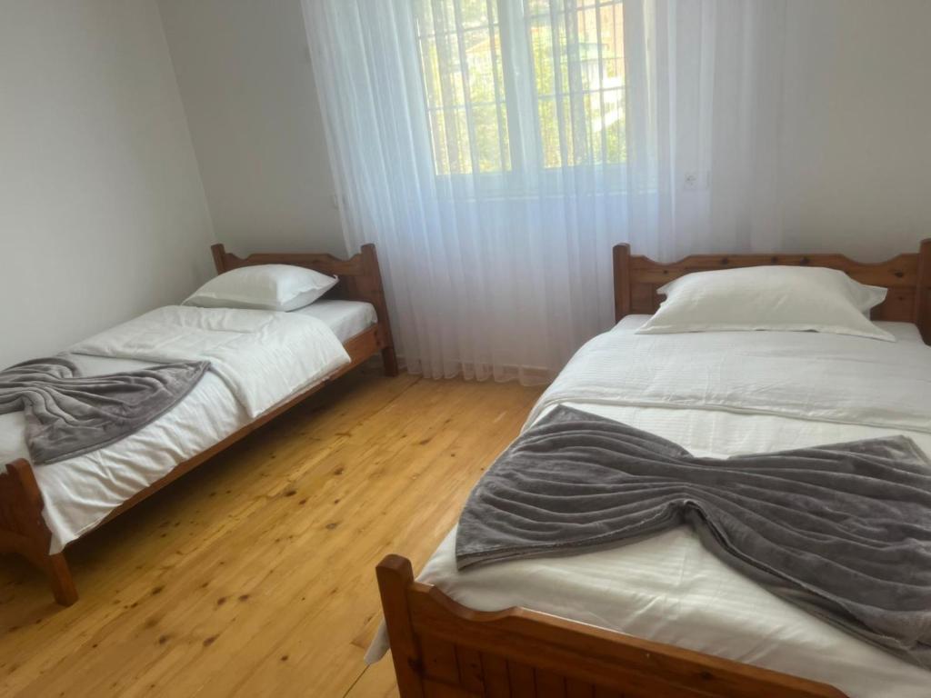 Fotografie z fotogalerie ubytování Bujtina Hakorja 1988 v destinaci Peshkopi