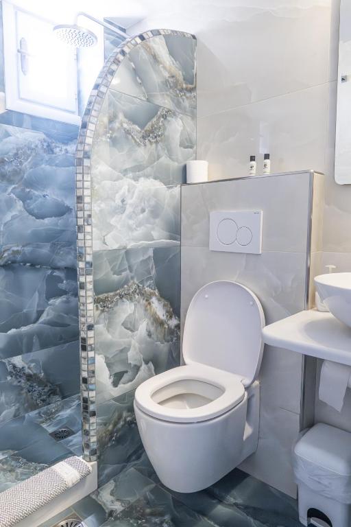 Artemis Village - 10