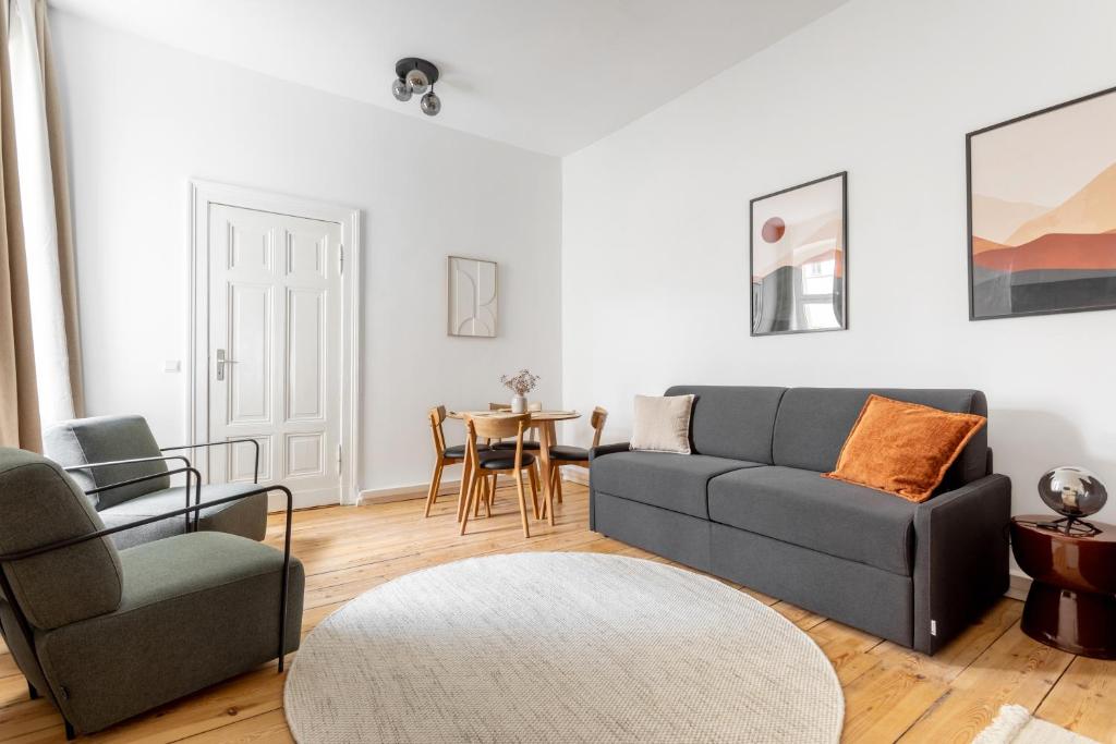 Χώρος καθιστικού στο Global Living - Design Apartment I Central I Smart-TV I Kitchen I Berlin