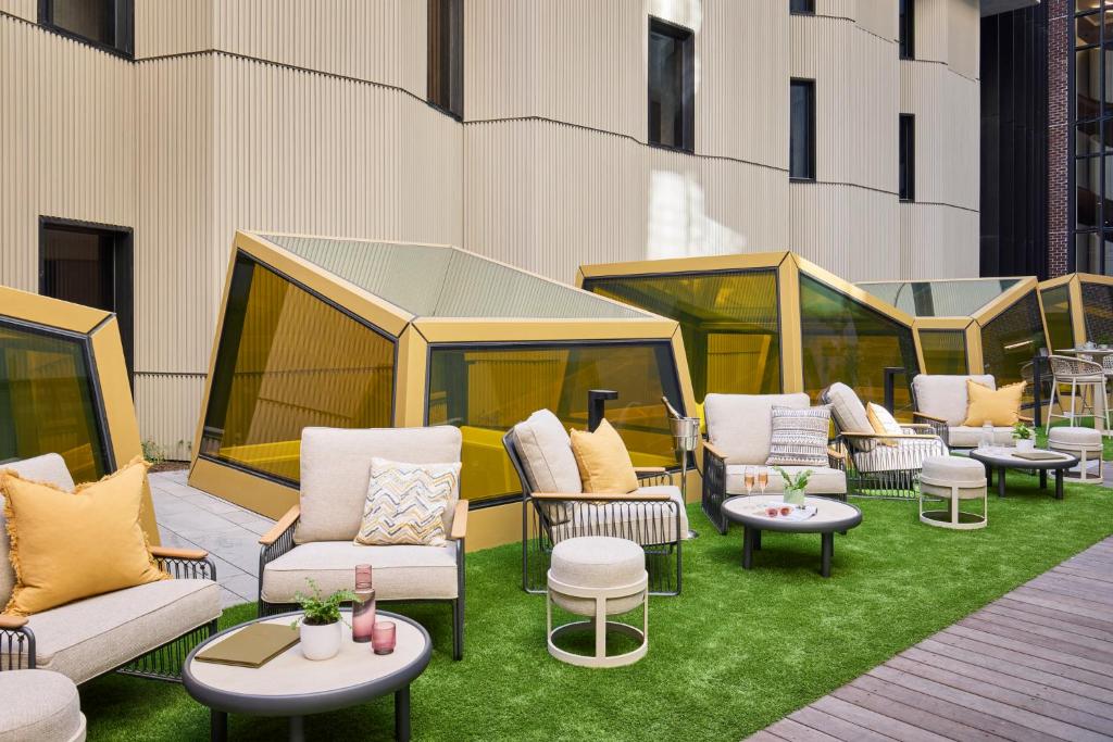 Hotel Indigo Melbourne Little Collins - Resim 35