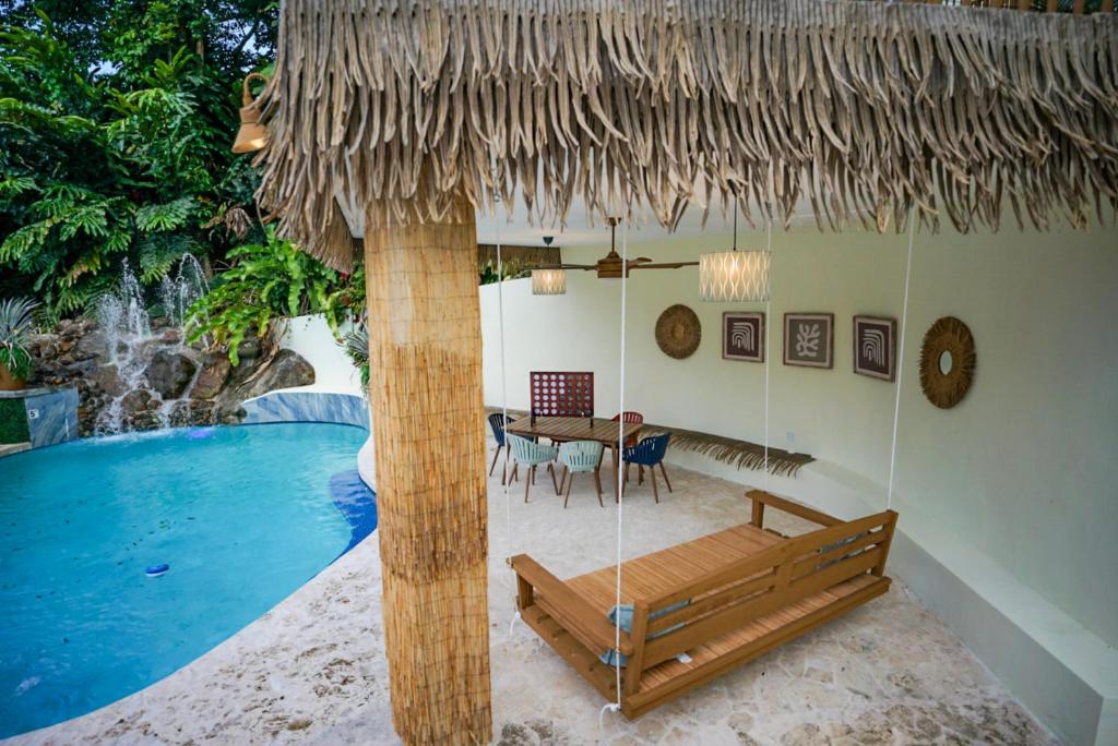 Bassein majutusasutuses Villa Bali with 5BR, Pool, WIFI, AC in el Yunque või selle lähedal