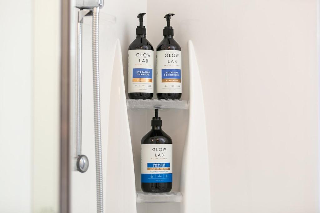 Leafy Wadestown Retreat Near CBD, Stadium, Ferry and Free Double Garage - Resim 26