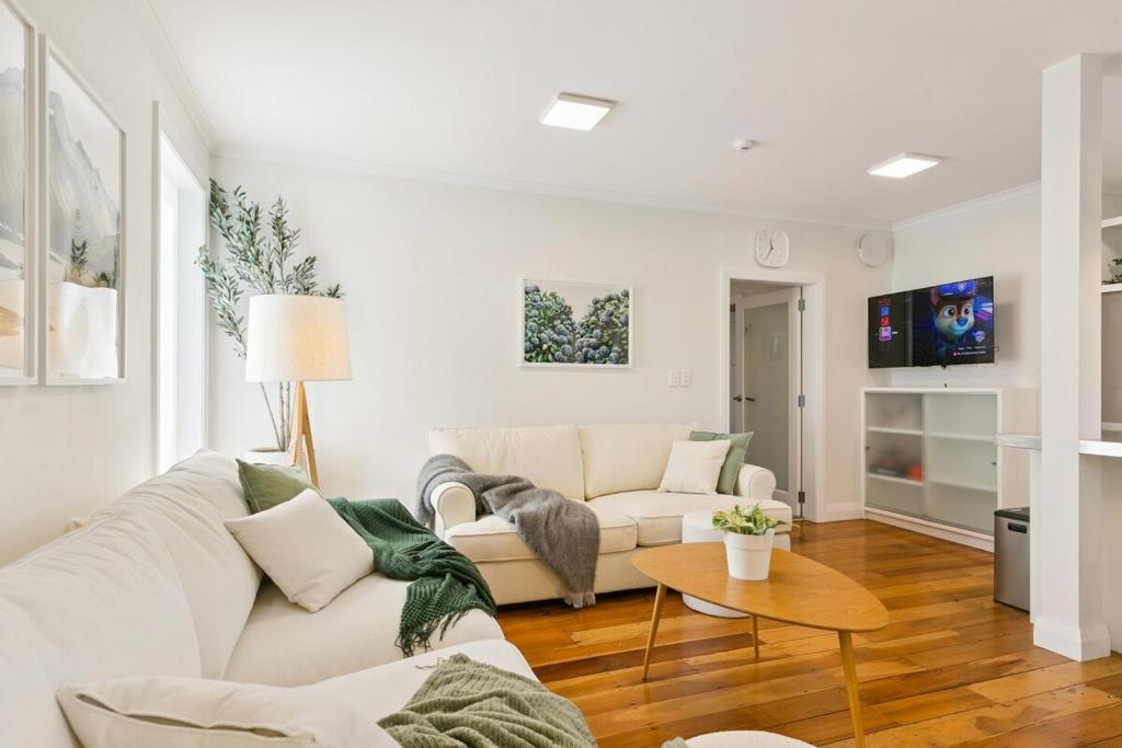 Leafy Wadestown Retreat Near CBD, Stadium, Ferry and Free Double Garage - Resim 22