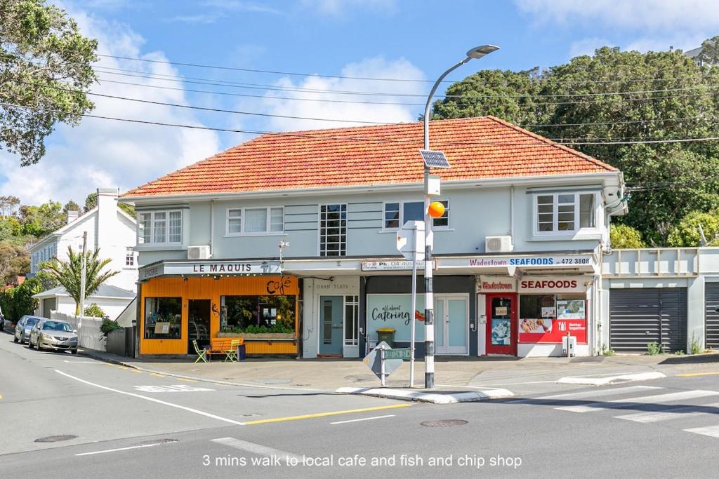 Leafy Wadestown Retreat Near CBD, Stadium, Ferry and Free Double Garage - Resim 36