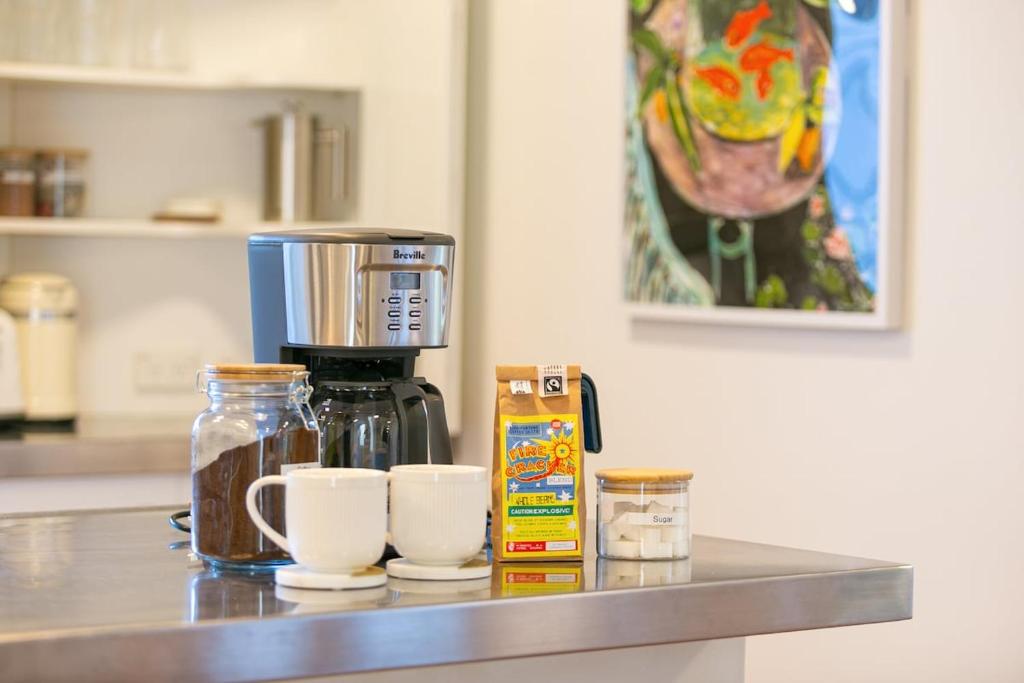 Leafy Wadestown Retreat Near CBD, Stadium, Ferry and Free Double Garage - Resim 25