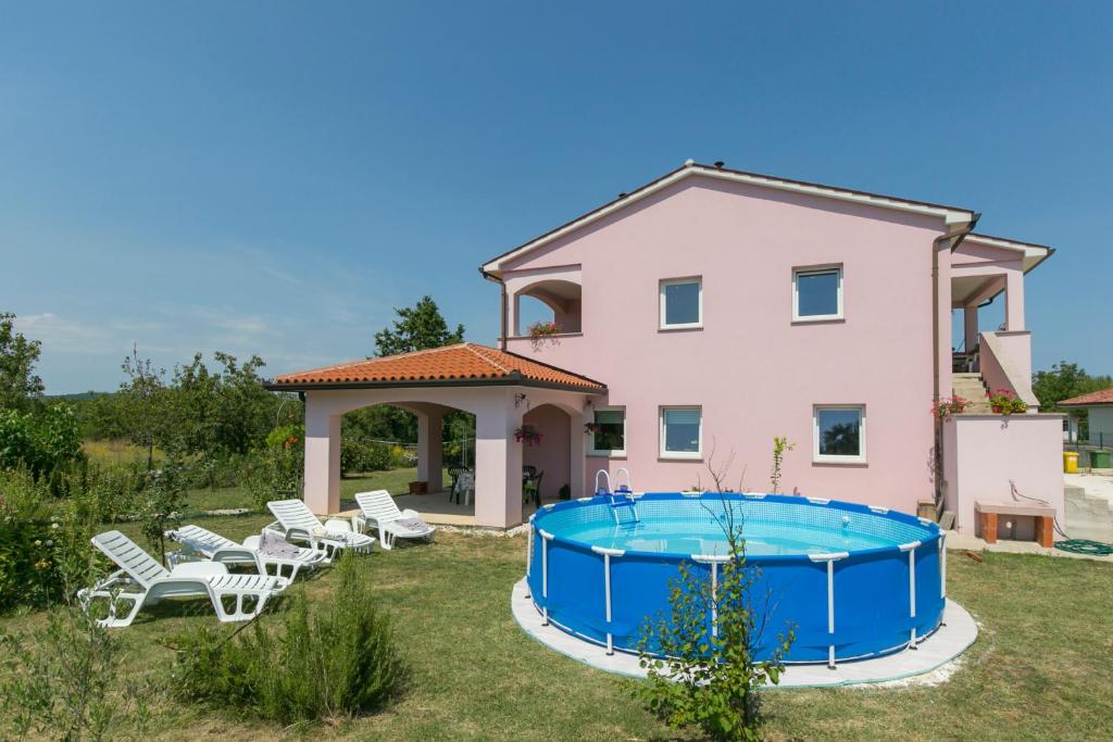 Zdjęcie z galerii obiektu Apartment Elina w mieście Labin